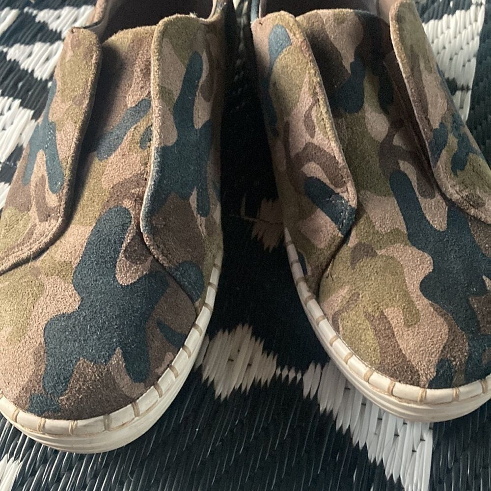J/Slides NYC  6.5 slip on shoes​​​​​ - Picture 5 of 6